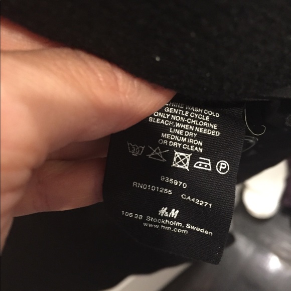 H & M black Wool blend coat size 2 - Picture 4 of 7